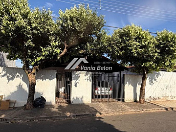 Casa a venda na Cohab Jacb
